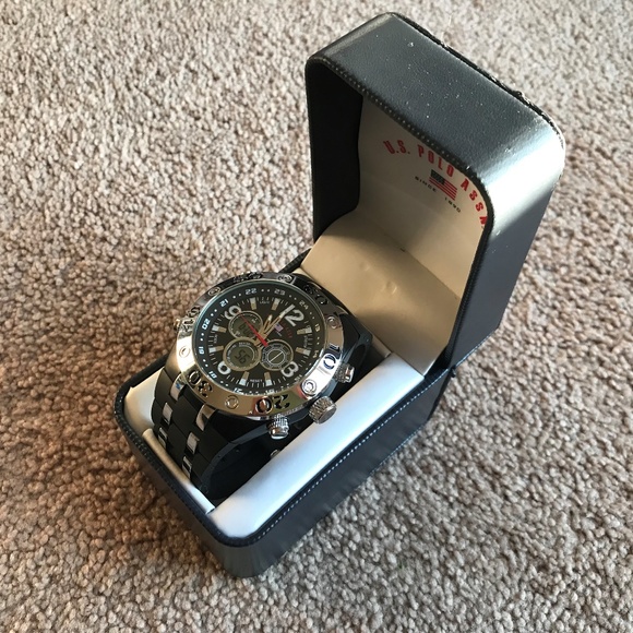 polo digital watch